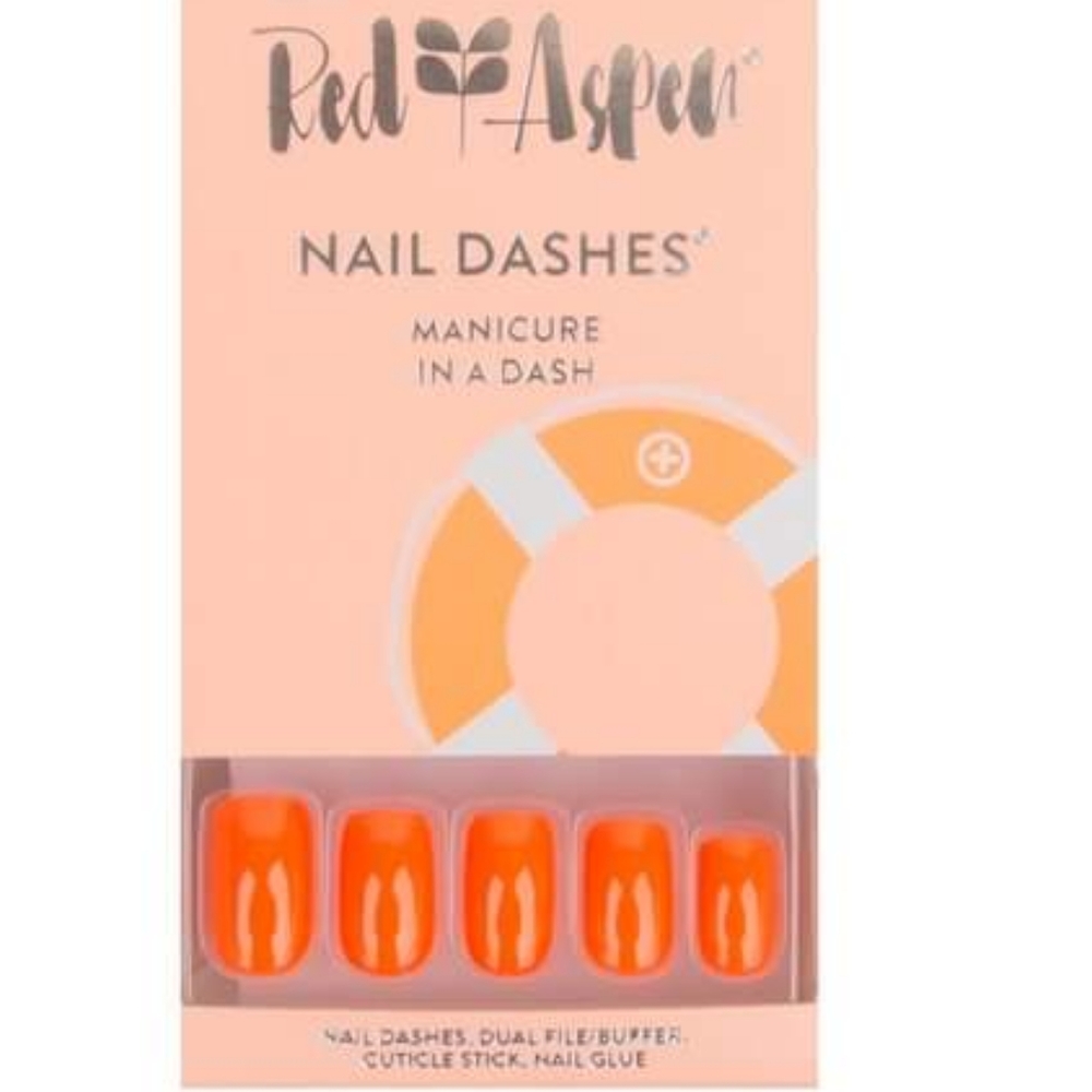 Red Aspen Nail Dashes 💅